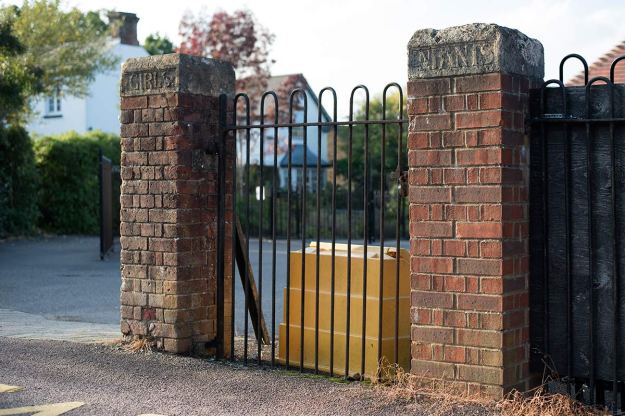 Fig. 17 The Bourne School Gates - 1/640 at f/3.2, ISO 200